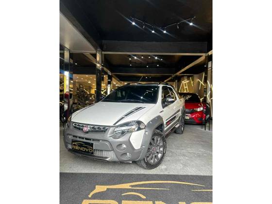 FIAT STRADA 1.8 MPI ADVENTURE CD 16V FLEX 3P MANUAL FIAT STRADA 1.8 MPI ADVENTURE CD 16V FLEX 3P MANUAL